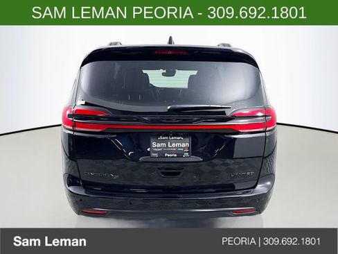 New 2027 Chrysler Pacifica Limited w/ Family Tech Group FWD image 6