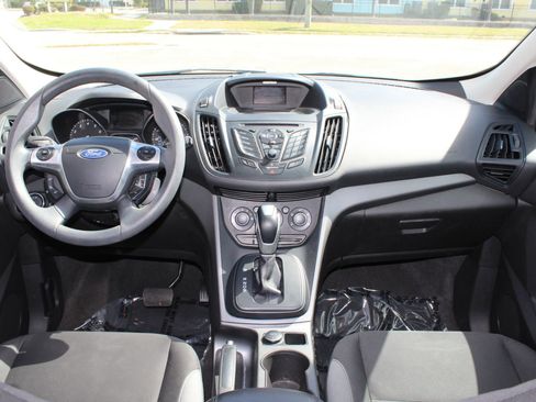 Used 2014 Ford Escape S image 12
