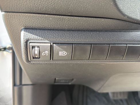 Used 2023 Toyota Corolla LE FWD image 15