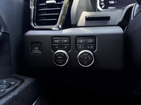 Used 2024 GMC Sierra 2500 AT4X w/ AT4X AEV Edition AWD/4WD image 21