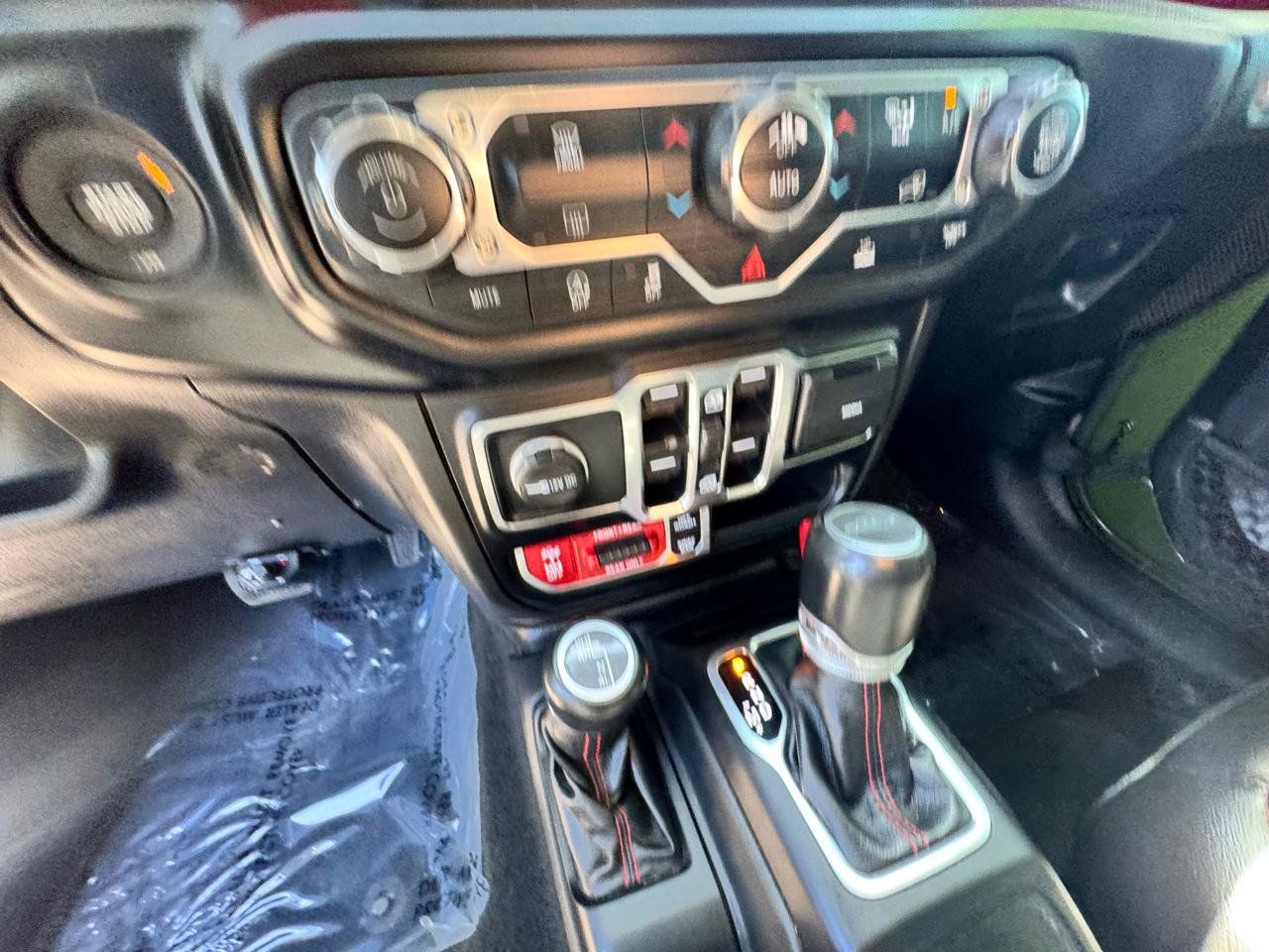 Used 2021 Jeep Gladiator Rubicon AWD/4WD image 33
