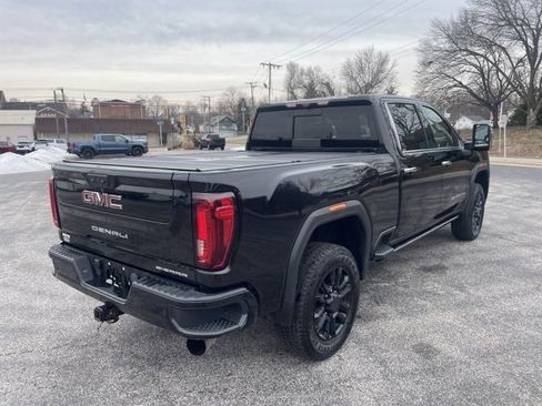 Used 2022 GMC Sierra 2500 Denali w/ Denali Black Diamond Edition image 5