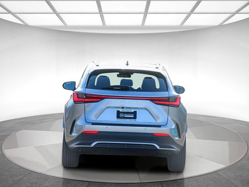 Used 2025 Lexus NX 450h+ F Sport image 3