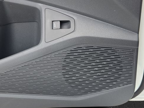 Used 2026 Volkswagen Jetta Sport FWD image 28