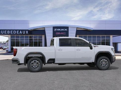 New 2026 GMC Sierra 3500 SLE image 5