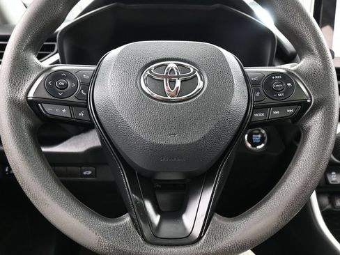Used 2025 Toyota RAV4 XLE w/ Convenience Package FWD image 20