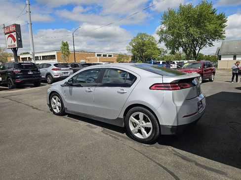 Used 2015 Chevrolet Volt w/ Enhanced Safety Package 1 FWD image 7