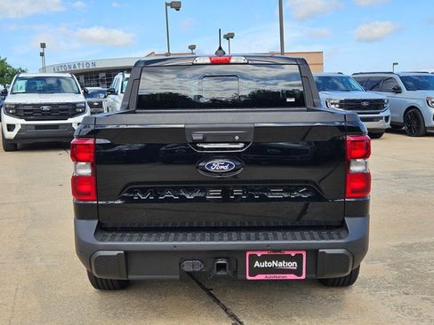 New 2026 Ford Maverick Lariat w/ Black Appearance Package AWD/4WD image 8