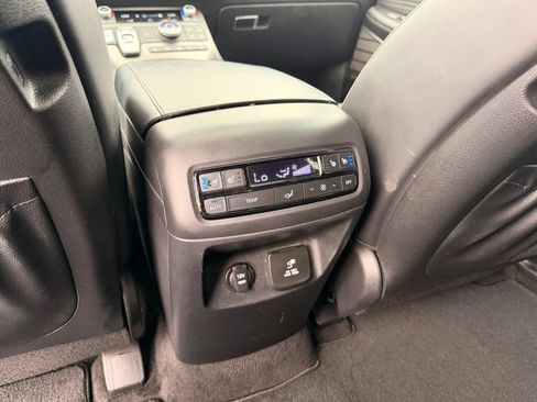 Used 2024 Hyundai Palisade Calligraphy AWD/4WD image 32