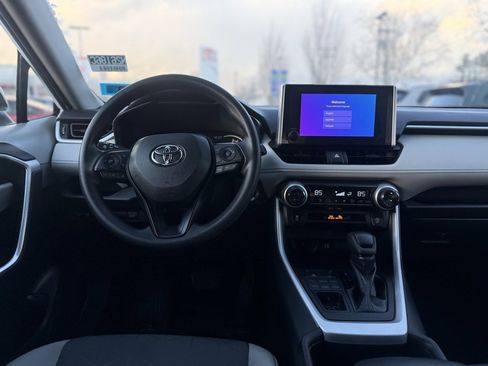 Certified 2023 Toyota RAV4 XLE image 22