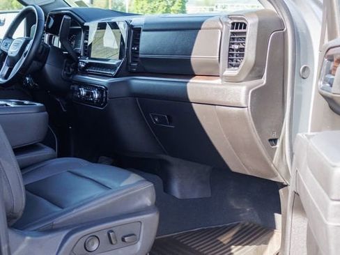 Used 2025 GMC Sierra 1500 SLT AWD/4WD image 20
