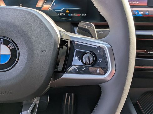 New 2026 BMW 530i xDrive image 32