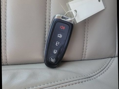 Used 2018 Ford Escape Titanium AWD/4WD image 37