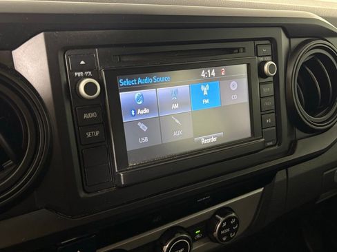 Used 2018 Toyota Tacoma SR w/ SR Convenience Package AWD/4WD image 21