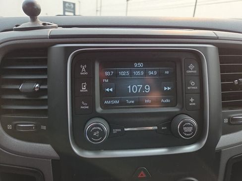 Used 2018 RAM 2500 Tradesman w/ Chrome Appearance Group AWD/4WD image 18