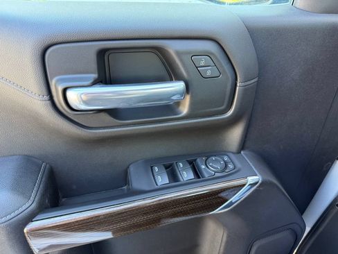 Used 2022 Chevrolet Silverado 1500 LT w/ Bed Protection Package AWD/4WD image 18