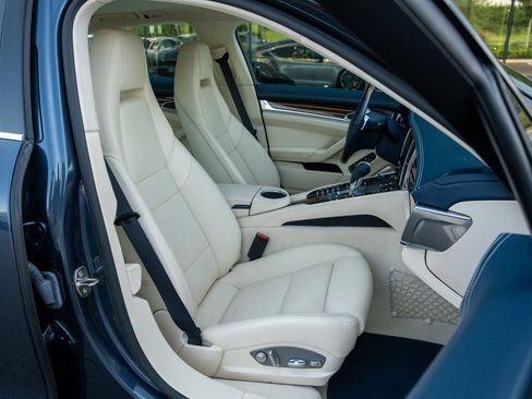 Used 2011 Porsche Panamera Turbo AWD/4WD image 49