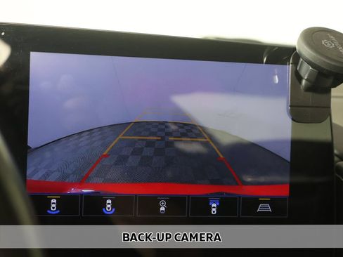 Used 2023 Chevrolet Corvette Stingray Premium Cpe w/ Battery Protection Package RWD image 7