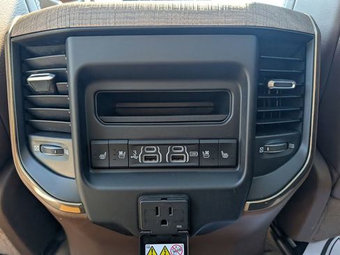 Used 2020 RAM 1500 Limited AWD/4WD image 34