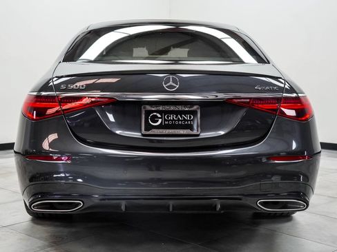 Used 2022 Mercedes-Benz S 500 4MATIC w/ AMG Line Package image 8