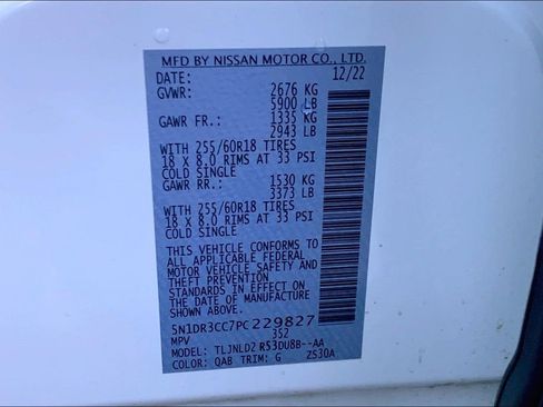 Used 2023 Nissan Pathfinder SL w/ Lighting Package (N92) image 14