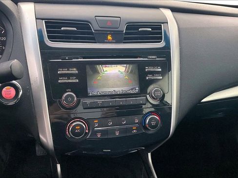 Used 2014 Nissan Altima 2.5 S w/ Sport Value Package image 28