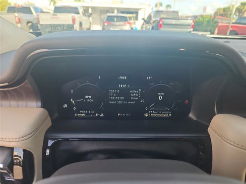 Used 2022 Lincoln Nautilus Reserve image 31