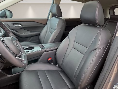 Used 2023 Nissan Rogue SL w/ SL Premium Package FWD image 15