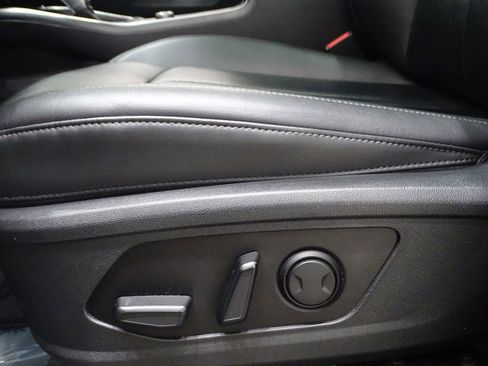 Used 2022 Kia Sorento EX w/ Panoramic Sunroof Package image 23