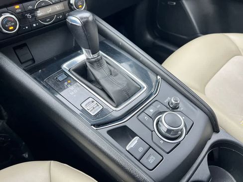 Used 2017 MAZDA CX-5 Touring w/ Preferred Equipment Package image 32