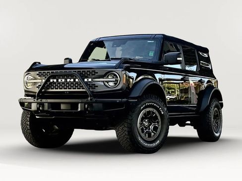 Used 2022 Ford Bronco Badlands w/ Sasquatch Package AWD/4WD image 3