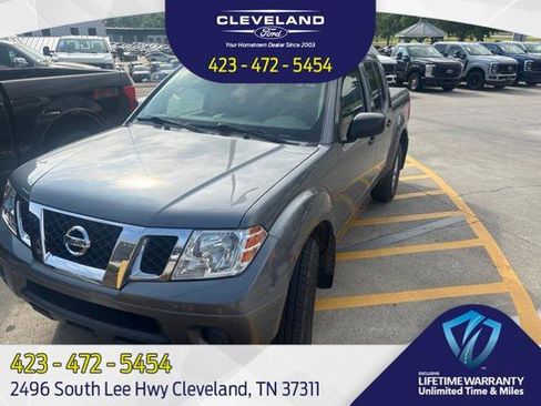 Used 2018 Nissan Frontier SV AWD/4WD image 1