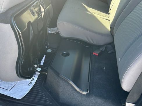 Used 2021 Toyota Tacoma SR image 39