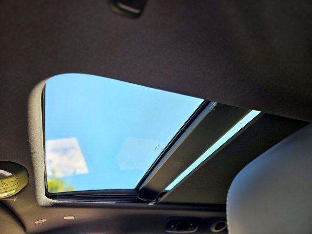 New 2026 Chrysler Pacifica Select FWD image 9