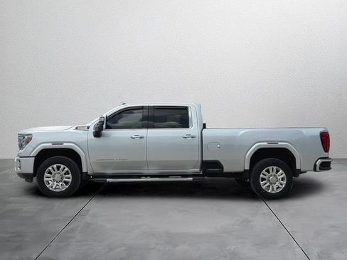 Used 2020 GMC Sierra 3500 Denali w/ Denali Ultimate Package AWD/4WD image 2