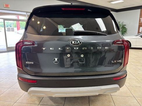 Used 2020 Kia Telluride LX AWD/4WD image 7