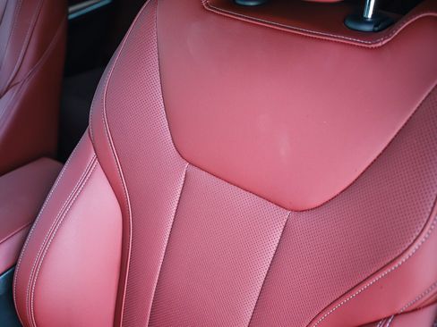 Used 2025 BMW 330i Sedan RWD image 27