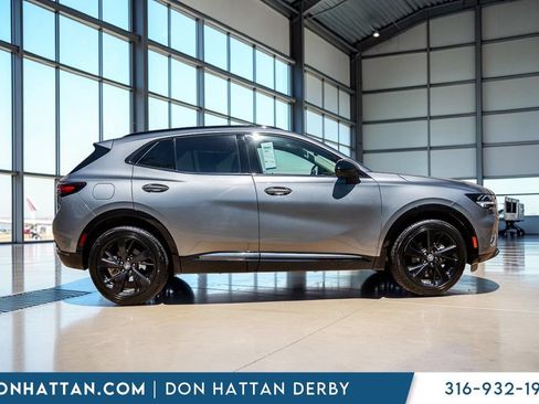 Used 2023 Buick Envision Essence w/ Sport Touring Package AWD/4WD image 34