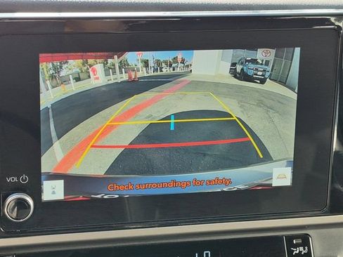 Used 2025 Toyota Camry SE FWD image 21