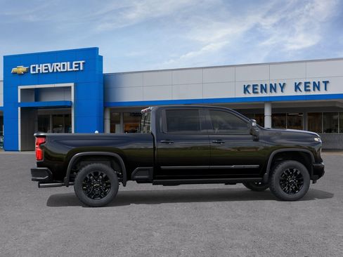 New 2026 Chevrolet Silverado 2500 High Country w/ Midnight Edition AWD/4WD image 5
