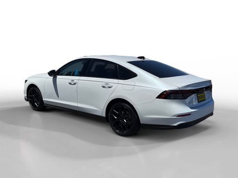 Used 2025 Honda Accord SE image 3