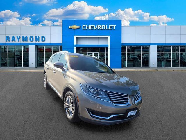 Used 2017 Lincoln MKX Select w/ Select Plus Package AWD/4WD image 8