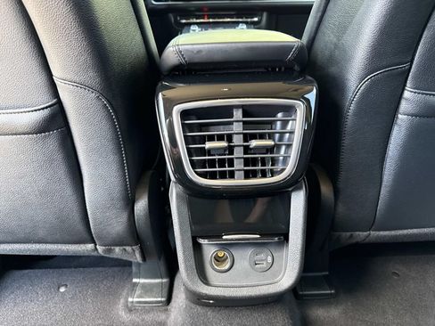 Certified 2022 Lincoln Nautilus FWD w/ Premium Package image 16