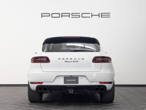 Certified 2017 Porsche Macan GTS image 6