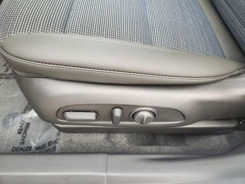 New 2026 Buick Envista Preferred w/ Convenience I Package FWD image 18
