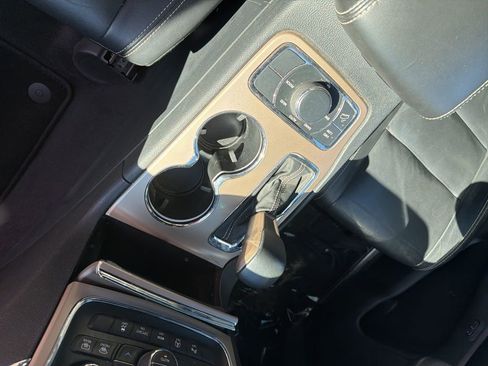 Certified 2017 Jeep Grand Cherokee Limited image 14