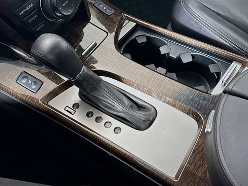 Used 2011 Acura MDX Tech Pkg image 16