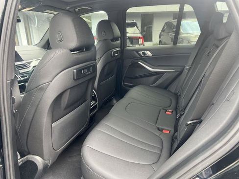 Used 2019 BMW X5 xDrive40i w/ Convenience Package AWD/4WD image 10