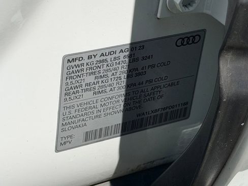 Used 2023 Audi Q7 2.0T Premium w/ Premium Plus Package AWD/4WD image 32