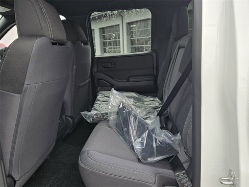 New 2026 Nissan Frontier SV image 4